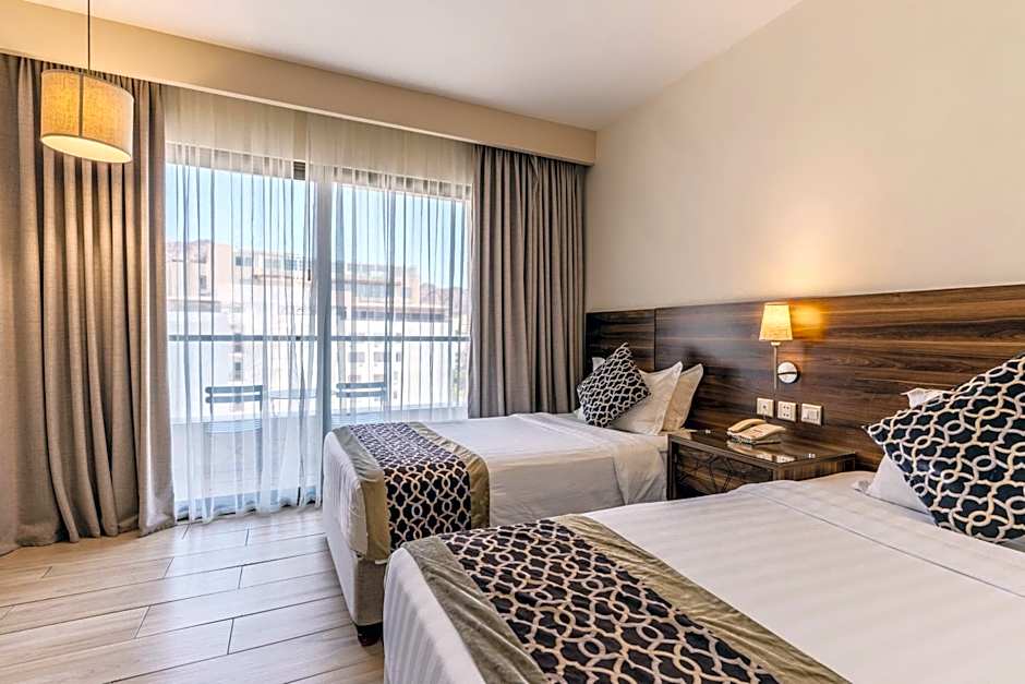 Lacosta Hotel