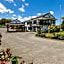Kingswood Manor Motel