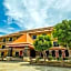 Maladee Hotel