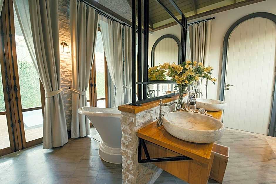 Thames Valley Khao Yai Hotel