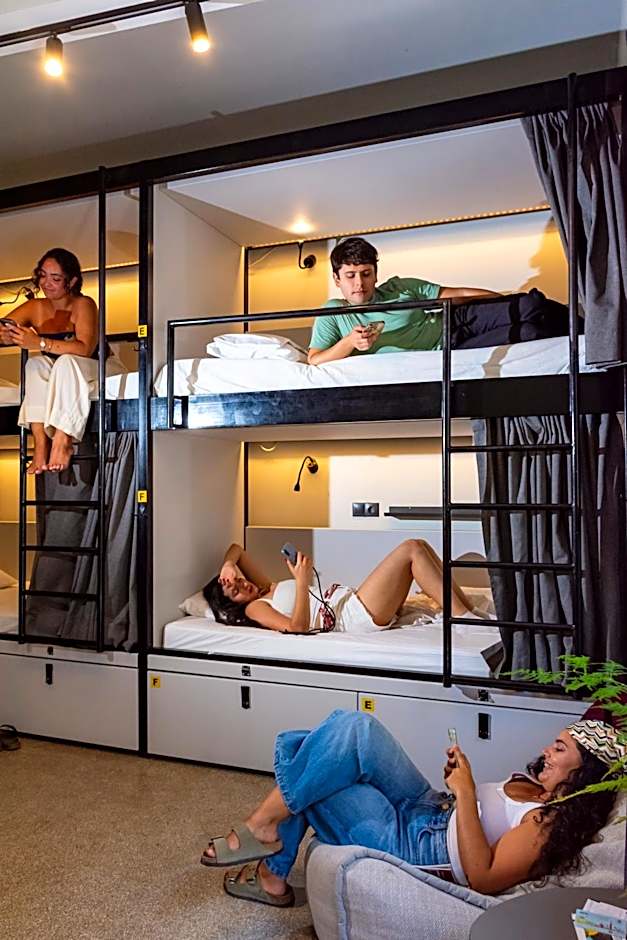 Athens Hub Hostel