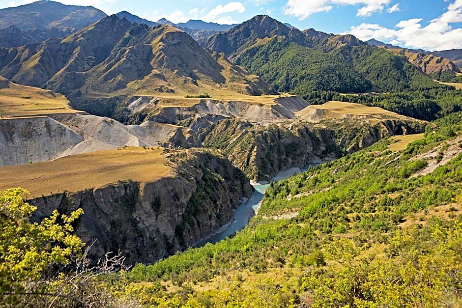 Holiday Inn Express & Suites Boise Airport By IHG