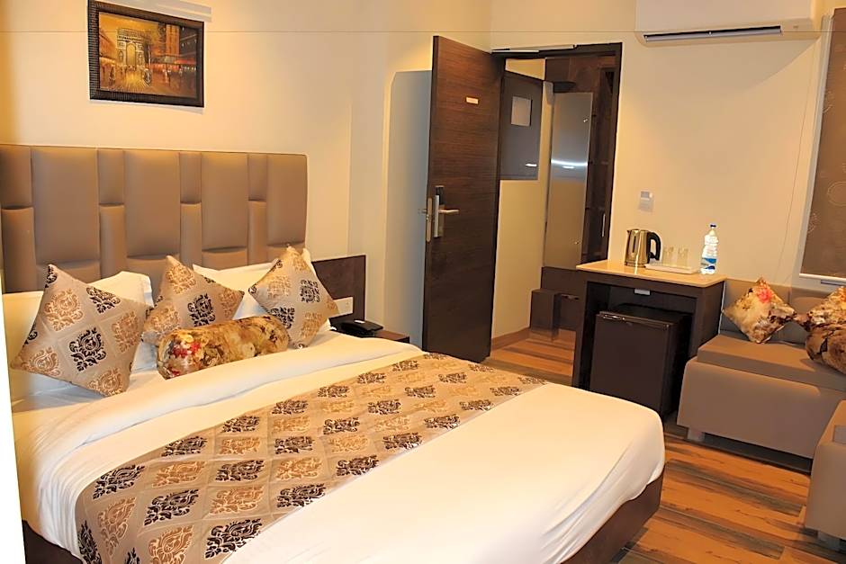 Hotel Urban Galaxy Near Golden Temple