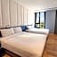 Explore Hotel