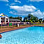 Days Inn by Wyndham Savannah