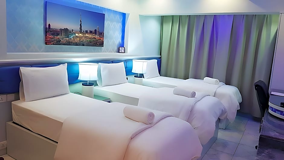 OYO 338 Transworld Hotel