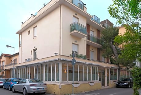 Hotel Ave