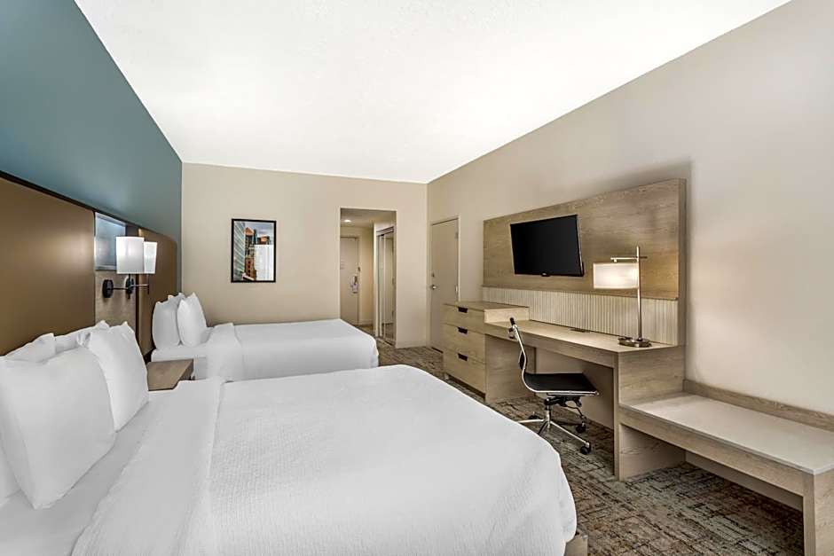 Best Western Plus Airport Inn & Suites