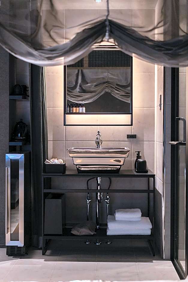 moire HOTEL YOSHIWARA