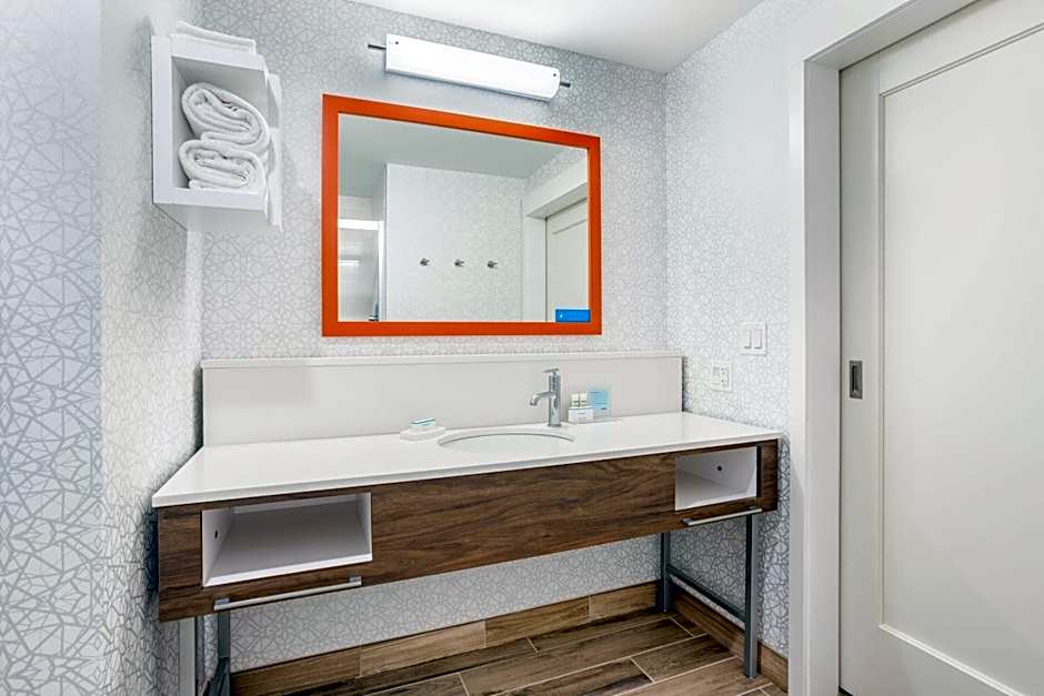 Hampton Inn by Hilton Bedford, IN