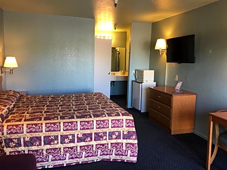 King Room - Non-Smoking