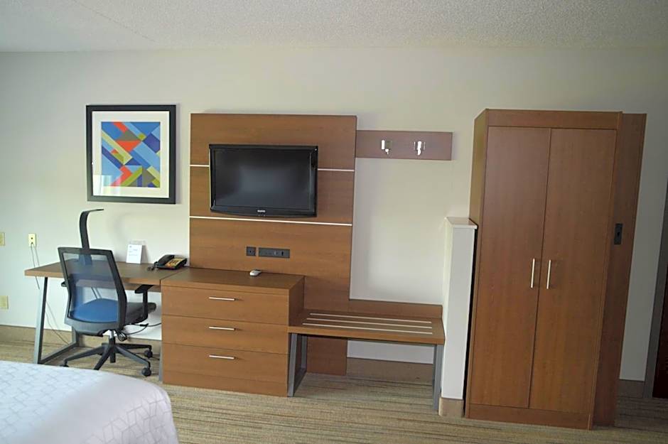 Holiday Inn Express Hotel & Suites Somerset Central By IHG
