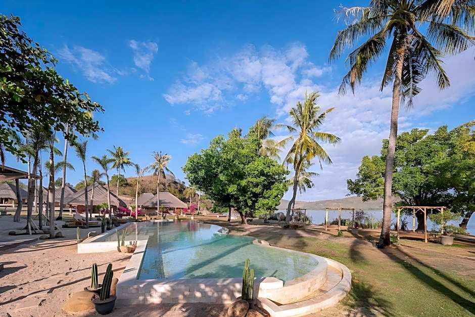 Bleu MATHIS Gili Asahan