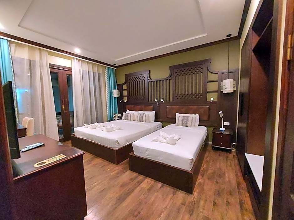 Sunrise Garden House