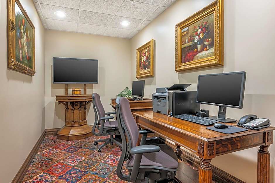 Best Western Premier Mariemont Inn