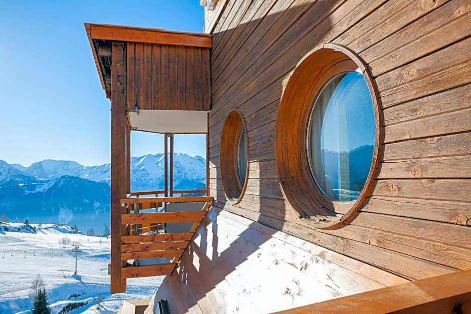 Royal Ours Blanc Boutique Hotel & Spa