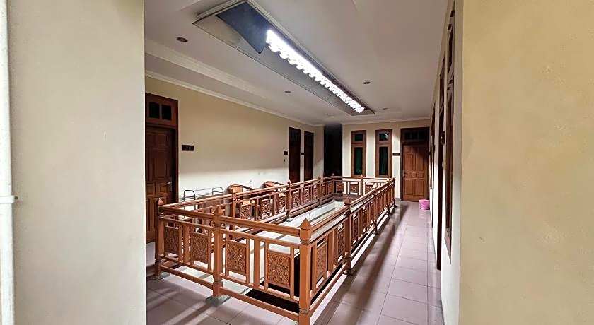 Wisma Atma Bhakti near Solo Square Mitra RedDoorz