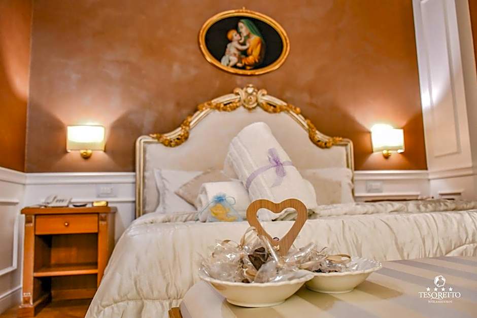 Tesoretto Hotel