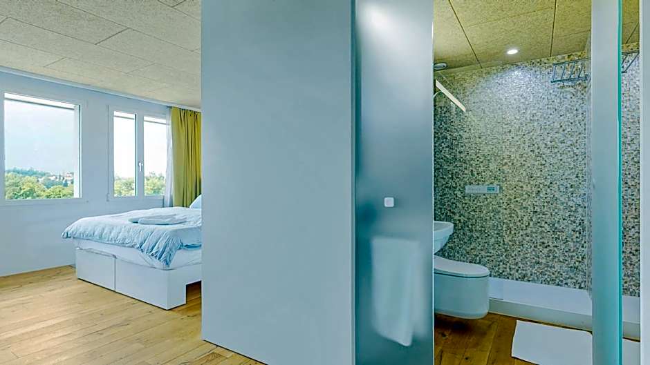 Evi's Home Hotel & Apartments