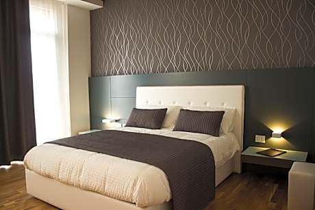 Superior Double Room with Balcony