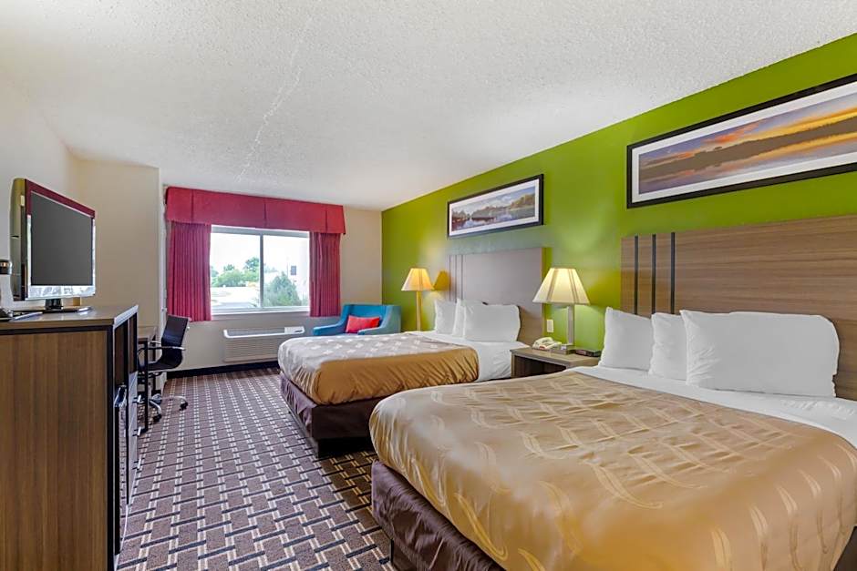 Quality Inn Huron