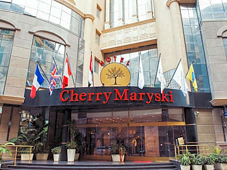 Cherry Maryski Hotel