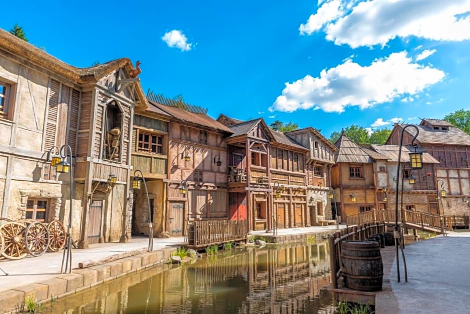 Les Quais de Lutece Hotel