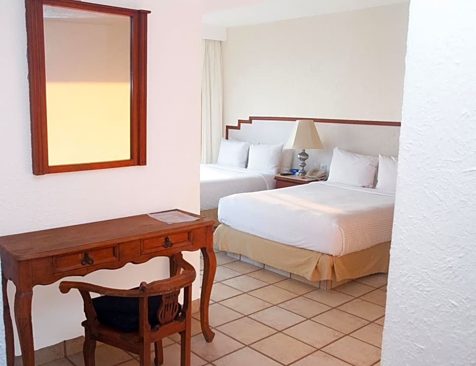 Emporio Ixtapa - with Optional All Inclusive