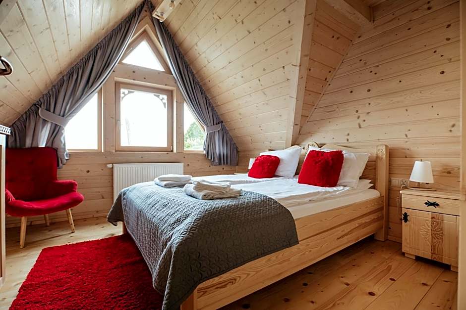 Osada Witów - dom „Dziewięćsił”