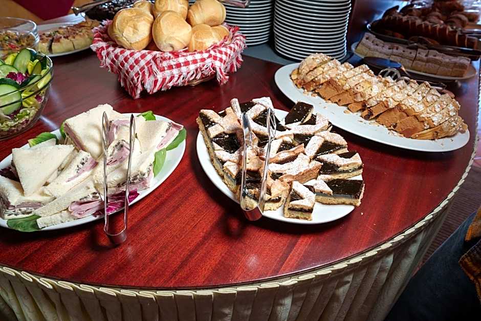 Hotel Villa Strassoldo "Ex Attianese Hotel Restaurant"