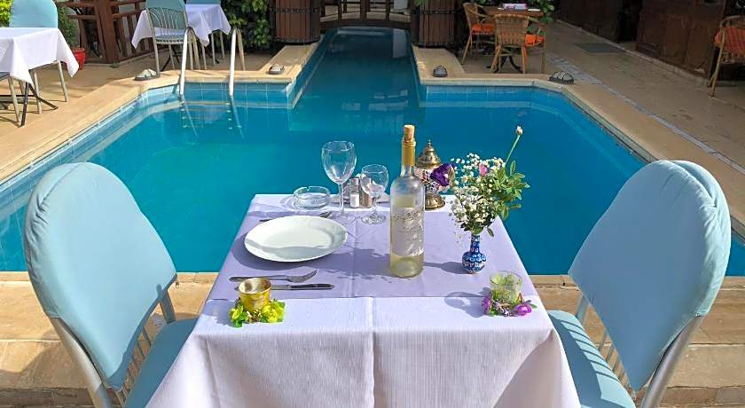 Hotel Karyatit Kaleici