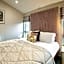 Kinship Lodge with Hot Tub
