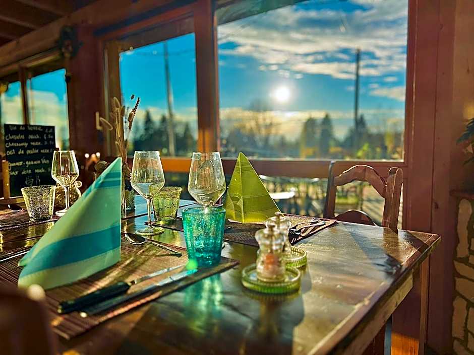 Hôtel Restaurant Les Cernets Swiss-Lodge SSH