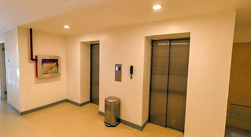 Wow Budget Hotel Cubao