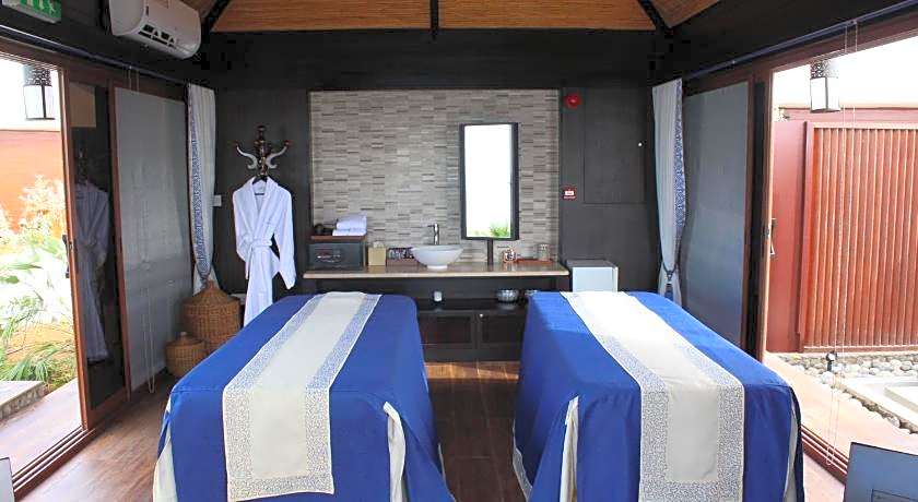 The Ritz-Carlton Ras Al Khaimah Al Hamra Beach