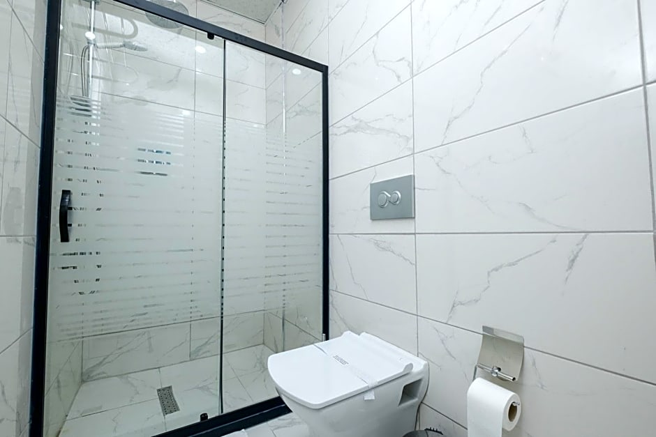 Lavender Airport Hotel