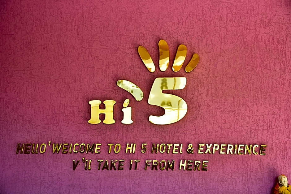 Hi 5 Hotel & Experience