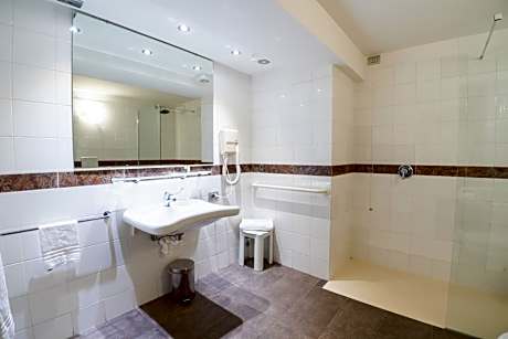Economy Single Room - Disability Access