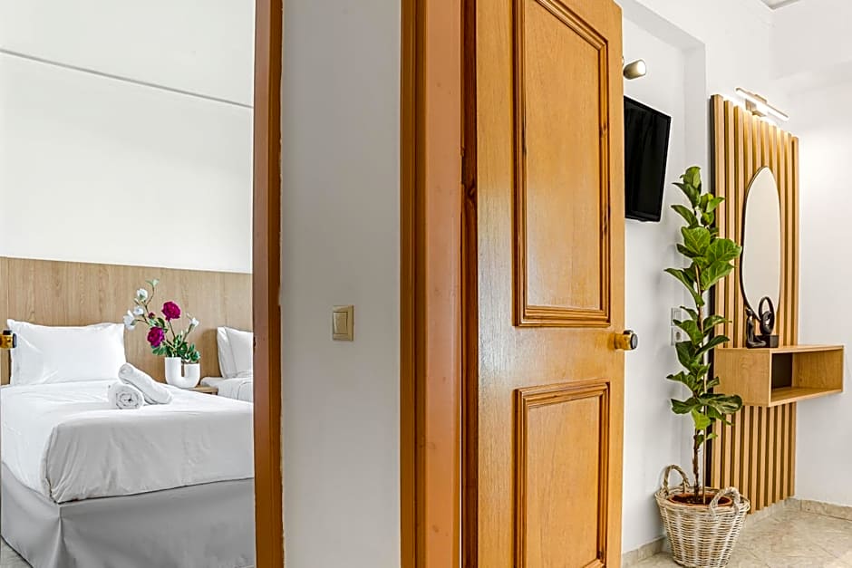 Socrates Hotel & Villas Malia Beach