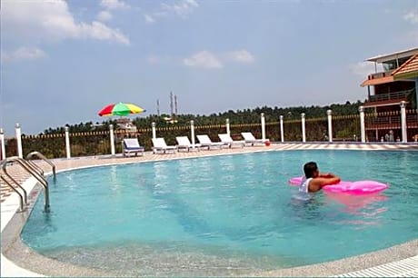 Hill & Sea View Beach Resort