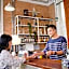 Memmoth Cafe & Hostel in Lampang
