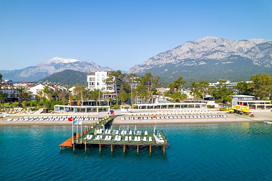 GRAVEL HOTELS SELECT