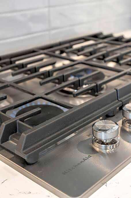 Luxury-4bed with AC-86"TV-BrandNew in Cranston, Calgary