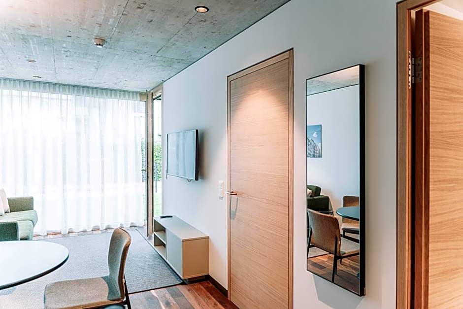 Blackhome Innsbruck City South I contactless check-in