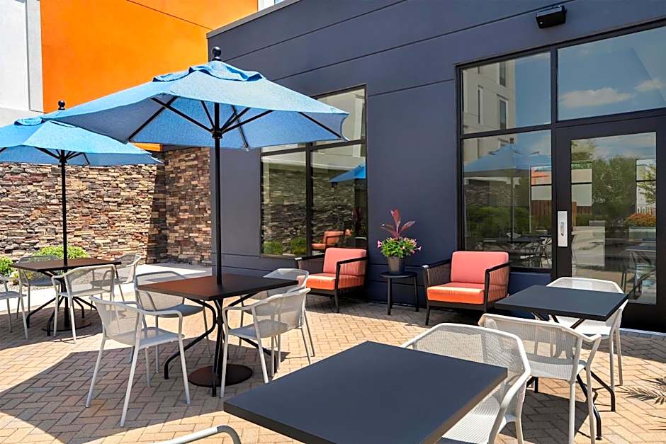 Hampton Inn Baltimore/Bayview Campus