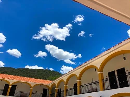 Casa Blanca Hotel