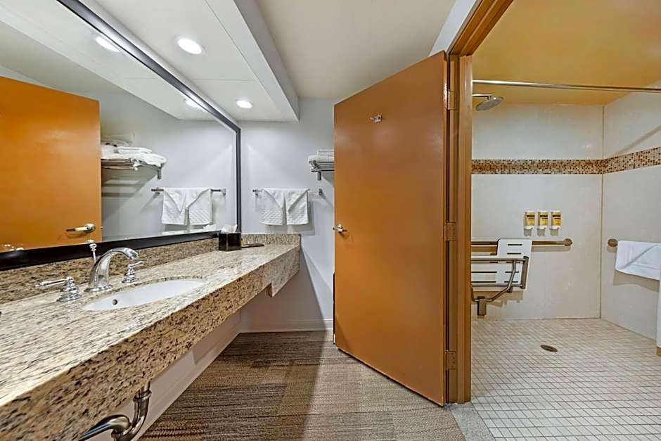 Best Western Plus Redondo Beach Inn