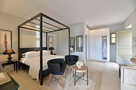 Junior Suite with Hot Tub