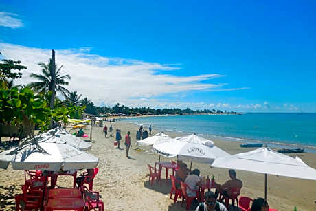 BEACH HOUSE pé na areia