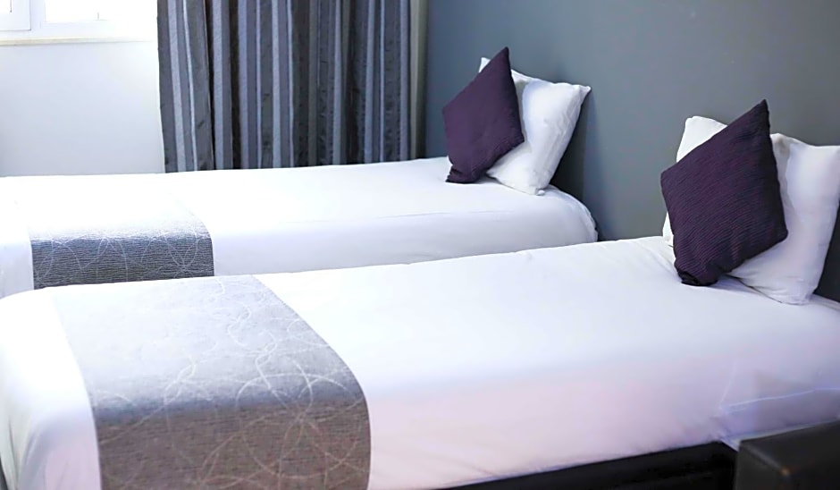 Pebbles Boutique Aparthotel